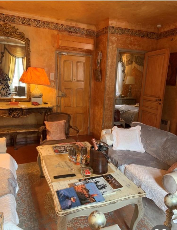 Appartement De Luxe Au Coeur De Saint-Tropez Dış mekan fotoğraf